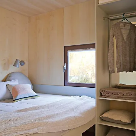 Magnolia House By The River Xl 메틀리카
