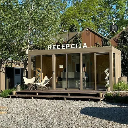 Magnolia House By The River Xl