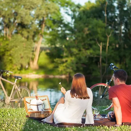 Magnolia House By The River Xl 梅特利卡