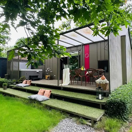 Magnolia House By The River Xl *