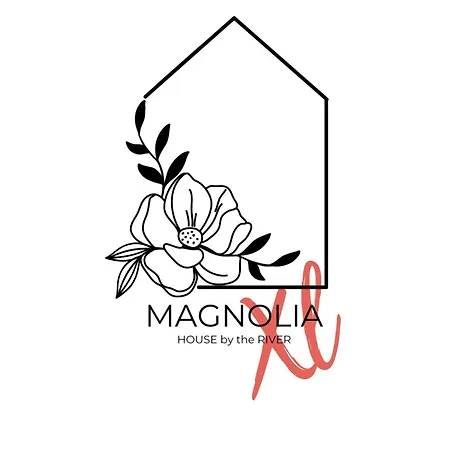 Magnolia House By The River Xl Semesterbostad Metlika