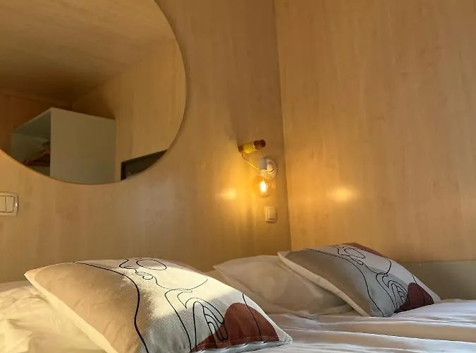 Magnolia House By The River Xl メトリカ