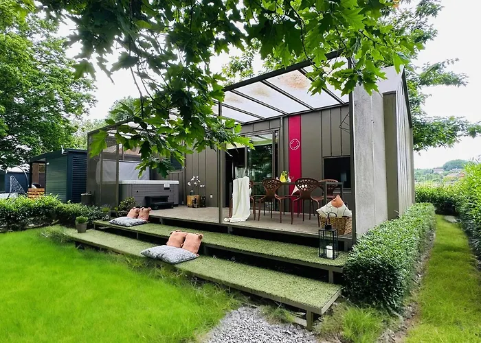 Magnolia House By The River Xl *