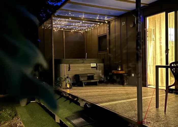 Magnolia House By The River Xl Holiday home Metlika