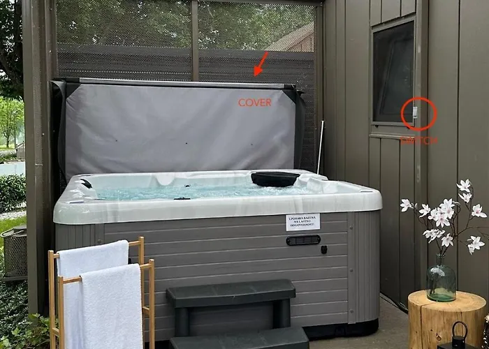 Magnolia House By The River Xl